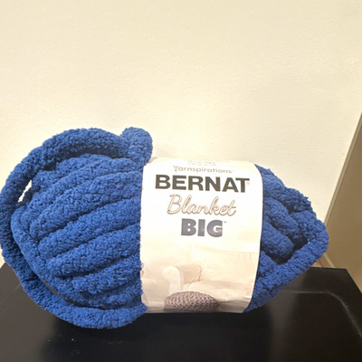 Bernat Blanket Big Chenille Blanket Yarn Jumbo #7 Blue Polyester Skein