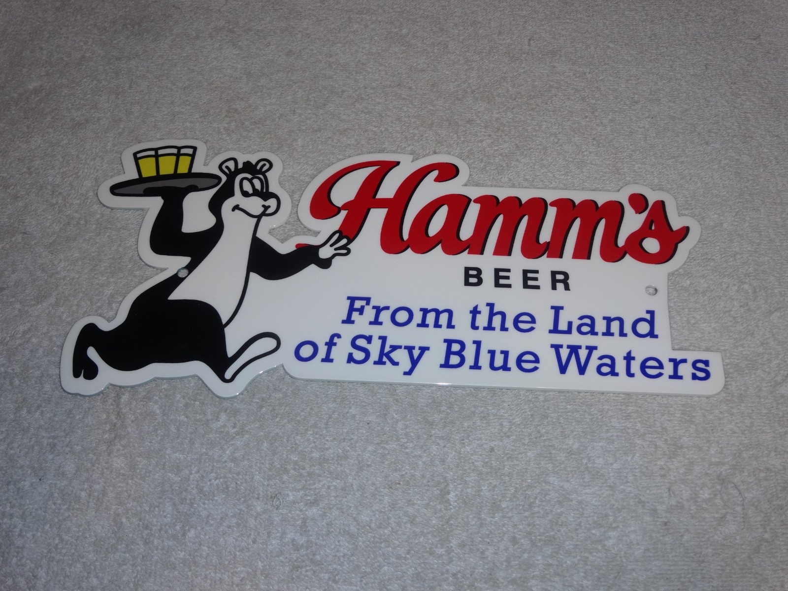 VINTAGE HAMM'S BEER BEAR SERVING HAMMS 1' METAL SKY BLUE WATER GASOLINE OIL SIGN