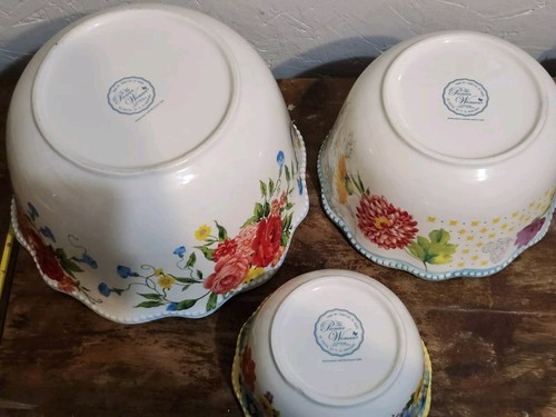 The Pioneer Woman Sweet Rose Sentiment Serving Bowls, 3-Piece Set - Picture 4 of 5
