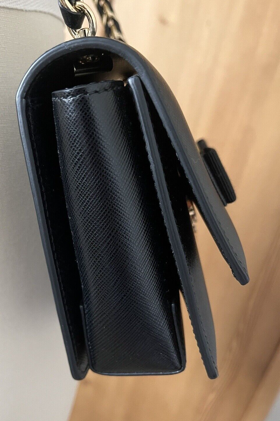 Foto 6 di 21