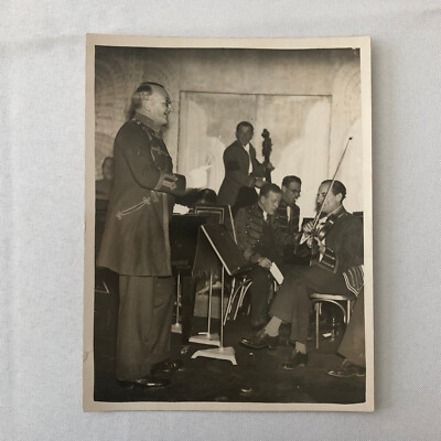 Vintage Press Photo photograph Christopher Stone Conducting Orchestra 1933 UK