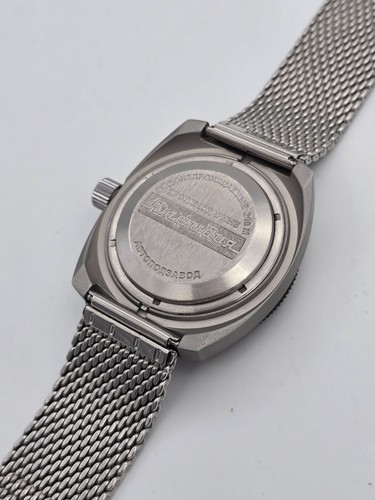 FULL CUSTOM VOSTOK AMPHIBIA 31 JEWEL AUTOMATIC 200M SAPPHIRE STAINLESS 090 NEW - Picture 6 of 13
