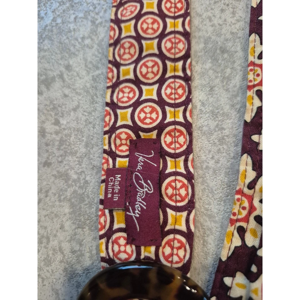 Cinturón de tela Vera Bradley con hebilla de anillo de tortuga granate círculo dorado Foto 2 de 4