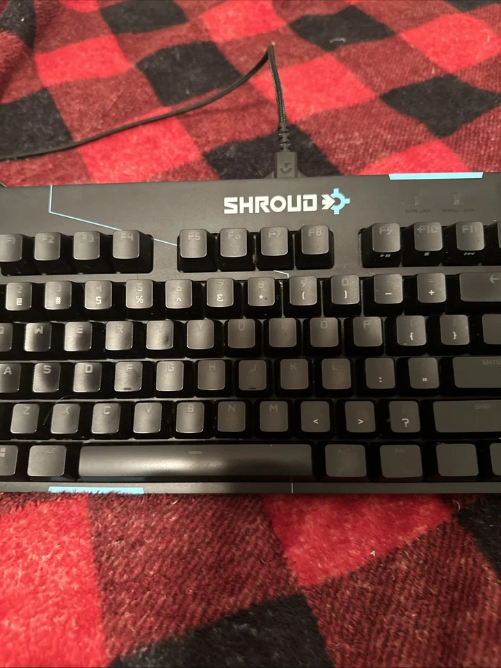 Logitech TKL Pro Gaming Keyboard Red, Linear Switches, Shroud Edition - Image 3 of 4