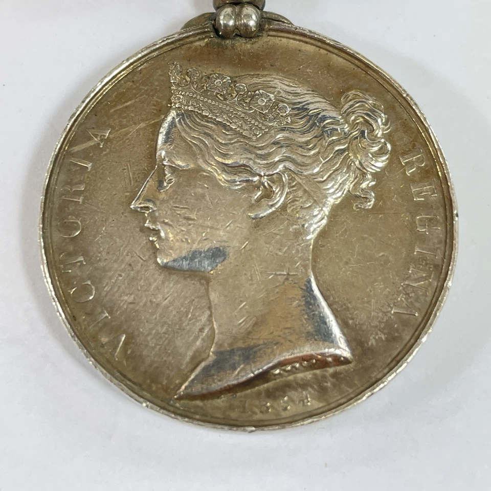 Crimea War Medal Unnamed Name Probably Removed - Image 2 of 4