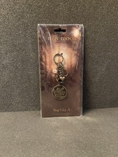 NIP NECA THE TWILIGHT SAGA: NEW MOON 2009 BAG CLIP "A"