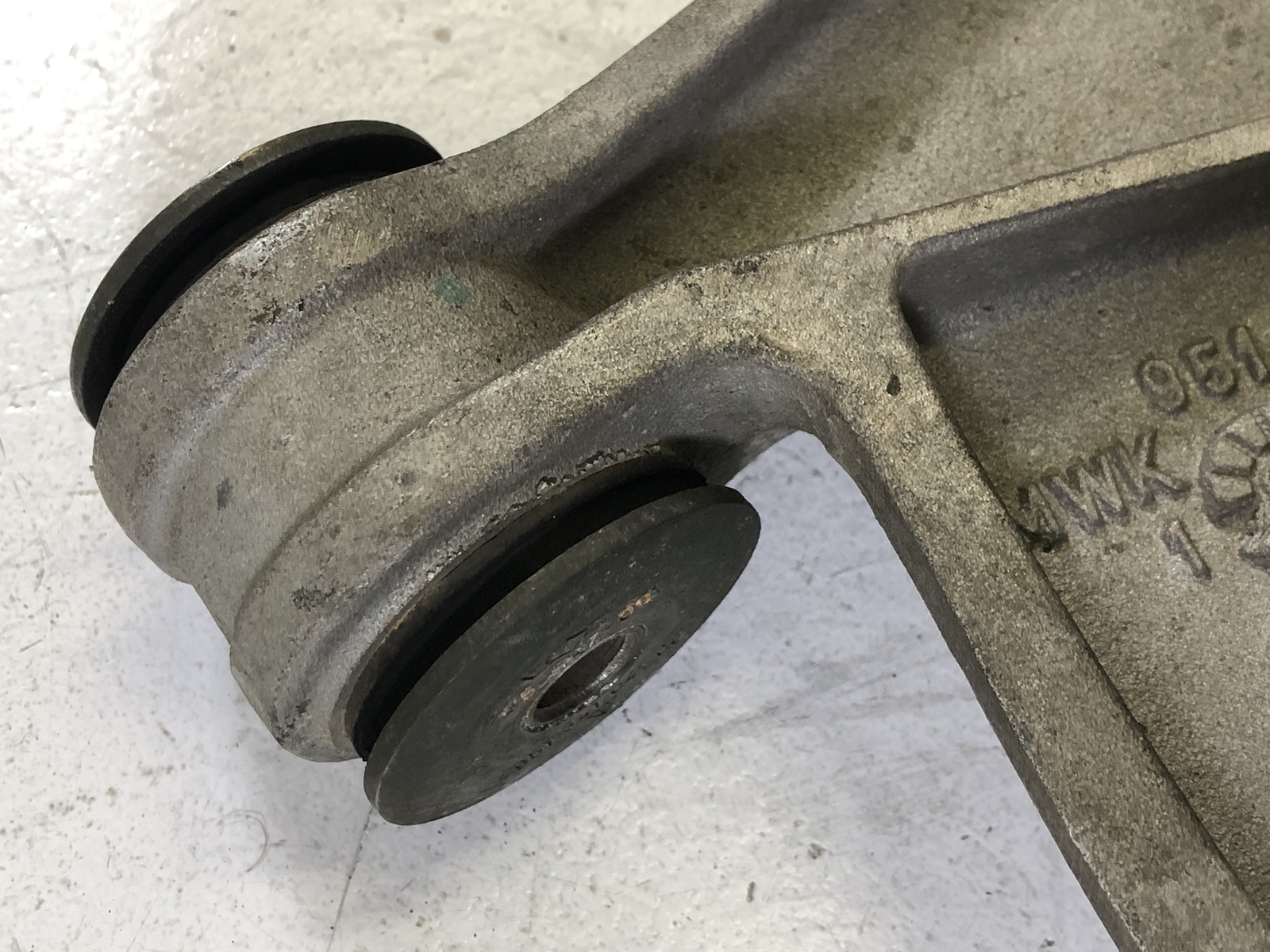 1986 Porsche 944 Turbo 951 Front Left Driver Side Control Arm 