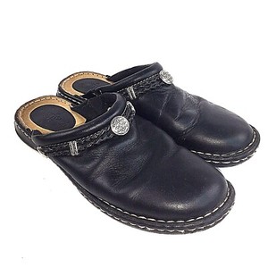 minnetonka clogs