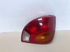 Feu arrière Mazda 121