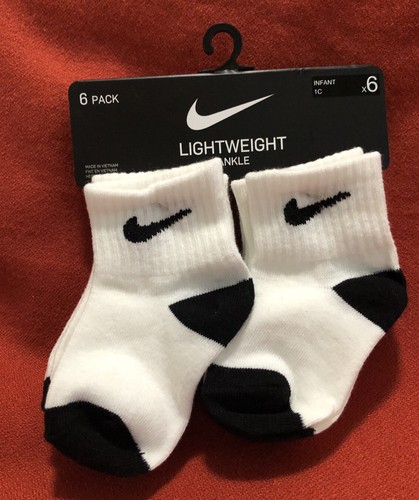 Nike Kleinkind 6 Paar Socken 6-12 & 12-24 Monate & 2-4 Jahre weiß & schwarz UNISEX - Bild 6 von 7