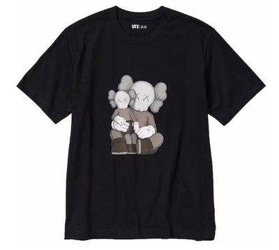 Kaws x Uniqlo UT Short Sleeve Graphic T-Shirt Men's Size Medium Black Tee NEW
