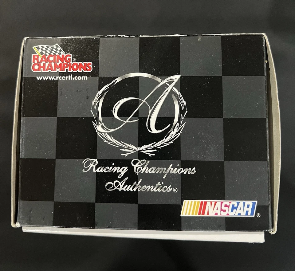 Kyle Bush Racing Champions 2005 #5 Kellogg’s Delphi Chevy M/C diecast 1:24 Foto 3 de 4