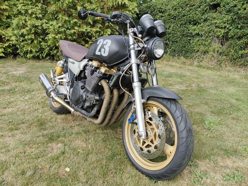 YAMAHA XJR1200 Custom Muscle One off STREET BIKE - Image 2 of 4
