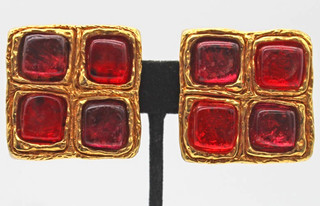 Dominique Denaive Paris France Gold Tone Red Resin BIG Square Clip on Earrings
