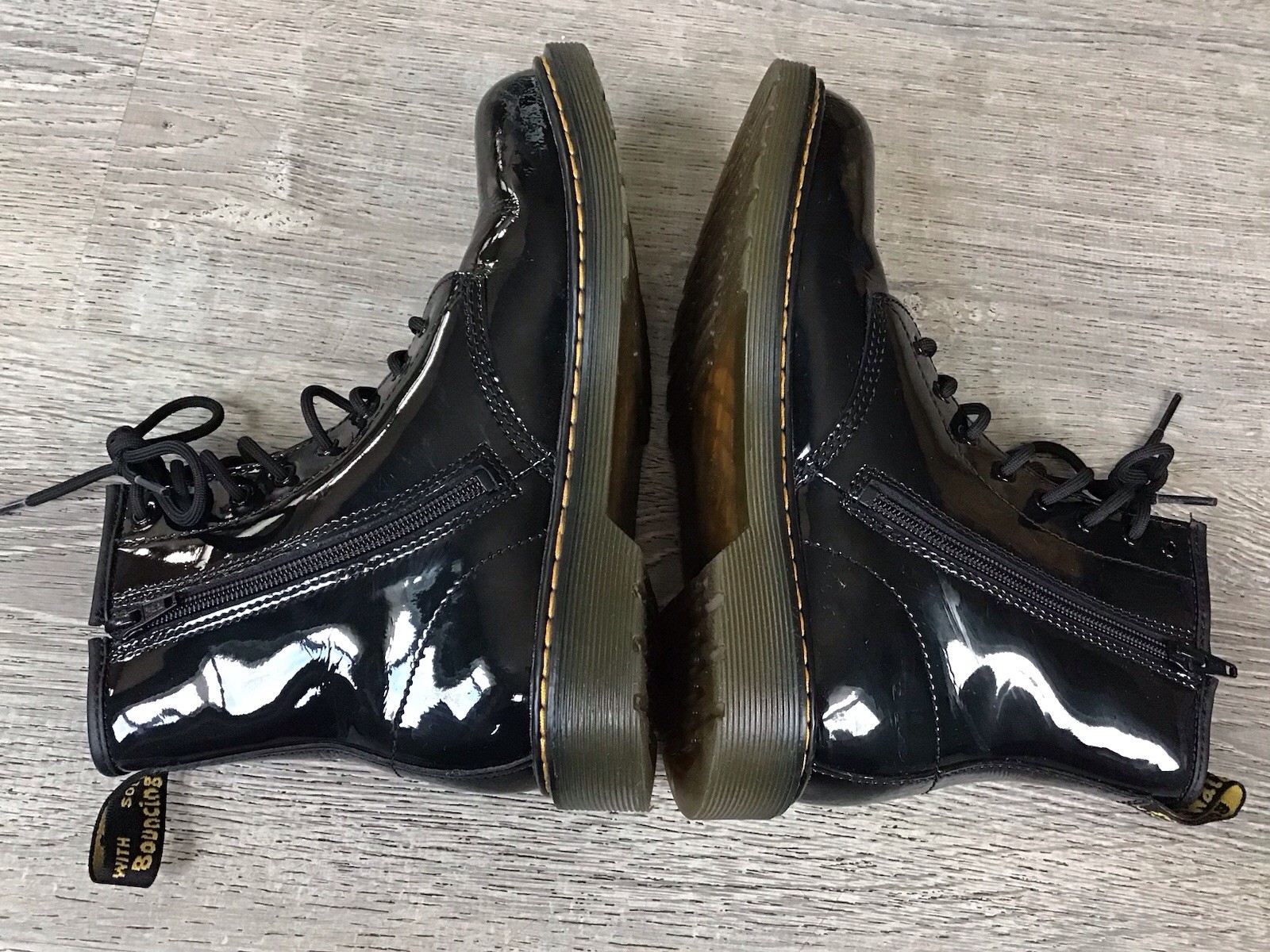 Dr. Martens Doc Boots Womens 7 Combat 1460Y Black Patent Leather Zipper Lace thumbnail 8