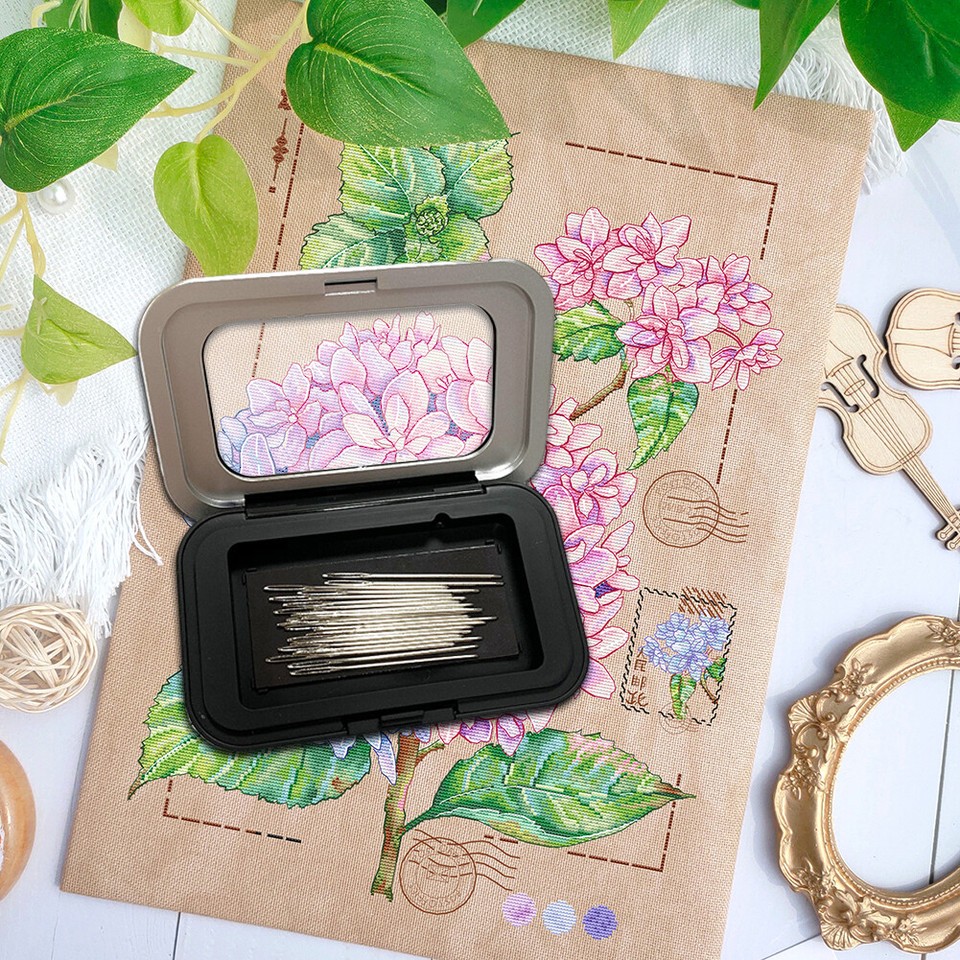 Sewing Needles Holder Portable Black Sewing Needle Case for