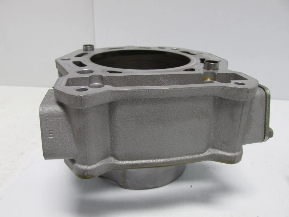 APRILIA SHIVER 750 OEM 07-10 ENGINE CYLINDER 848796 & PISTON 8482860001 - Imagem 3 de 4