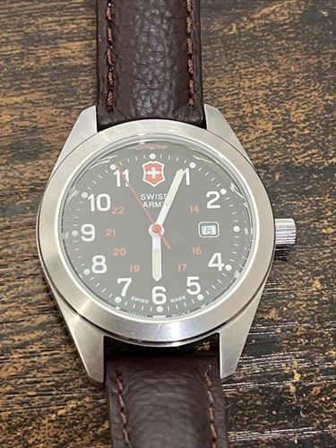 Victorinox Swiss Army Garrison Womens 34mm Brown Leather Swiss Watch New battery - Picture 10 of 11