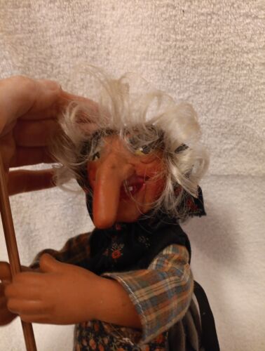 Cucina Vintage Wiccan Buona Fortuna Baba Yaga Hag Scandinavo Grande Raro - Foto 2 di 11