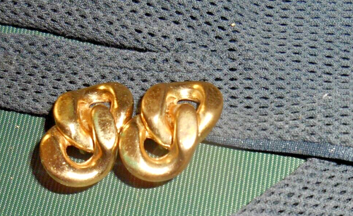 Boucles d'oreilles fantaisie vintage en parfait état