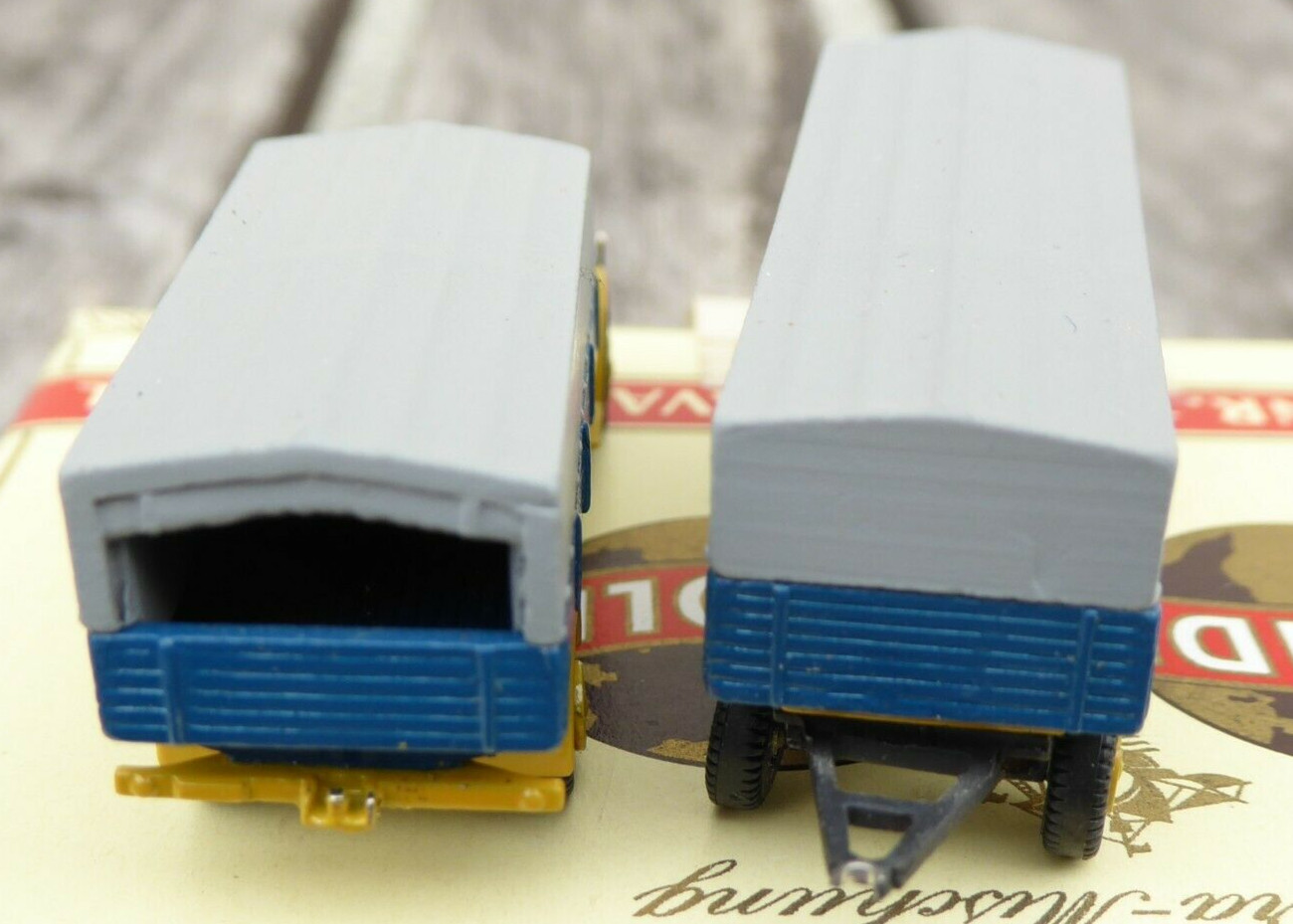 Brands track N 1:160 older man F 8 road vehicle chassis / plane, rare,