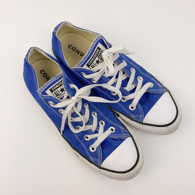 hyper royal chuck taylors