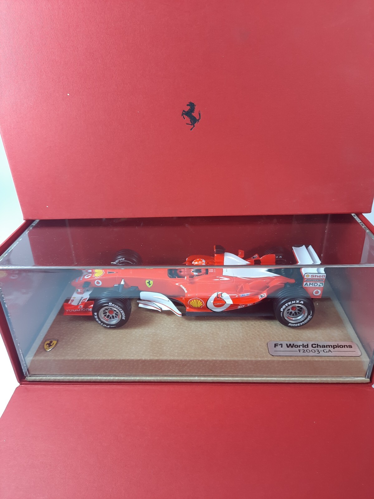 Foto 1 di 4