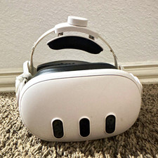 Meta Quest 3 Standalone VR Headset - White Pl...