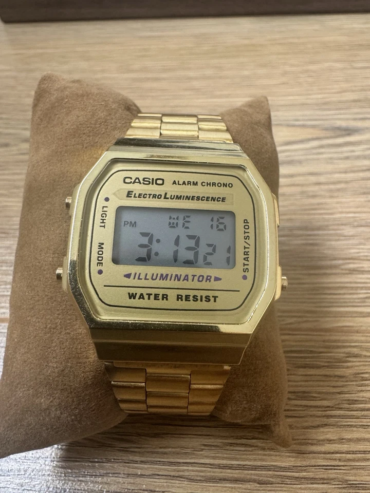 Casio A168, photo 1 of 2