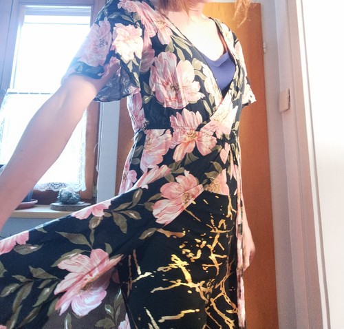 Kleid Sommerkleid Schwarz Blumen Gr. M L Glanz Gr. 38 40 kurze Ärmel Sommerkleid - Bild 1 von 15