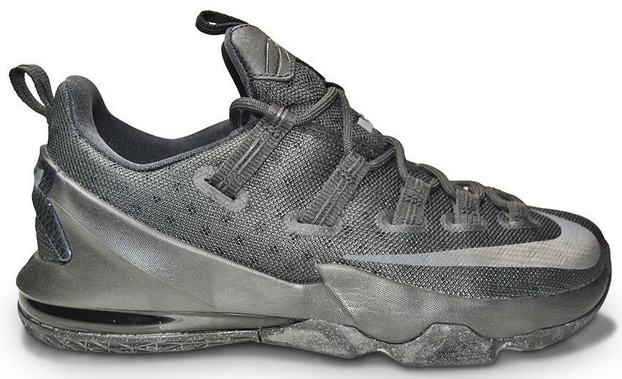 Size 11 Nike Lebron 13 Low Blackout Reflective Mens Athletic Sneakers 831925-001 Size 11 - Nike LeBron 13 Low Blackout Reflective for sale  main image 4