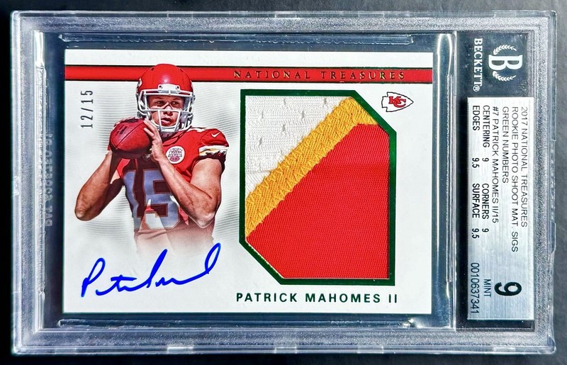 2017 National Treasures PATRICK MAHOMES #12/15 Green Rookie Patch Auto BGS 9/10