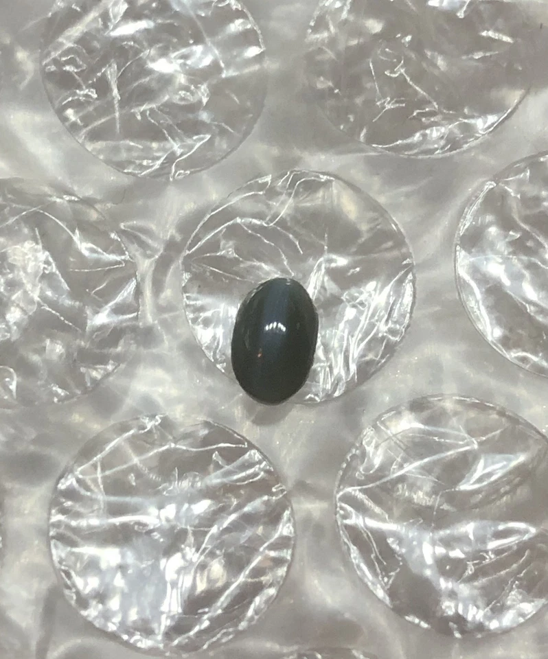 Ojo de gato alejandrita natural de 0,82 quilates certificado por GIA Foto 2 de 4