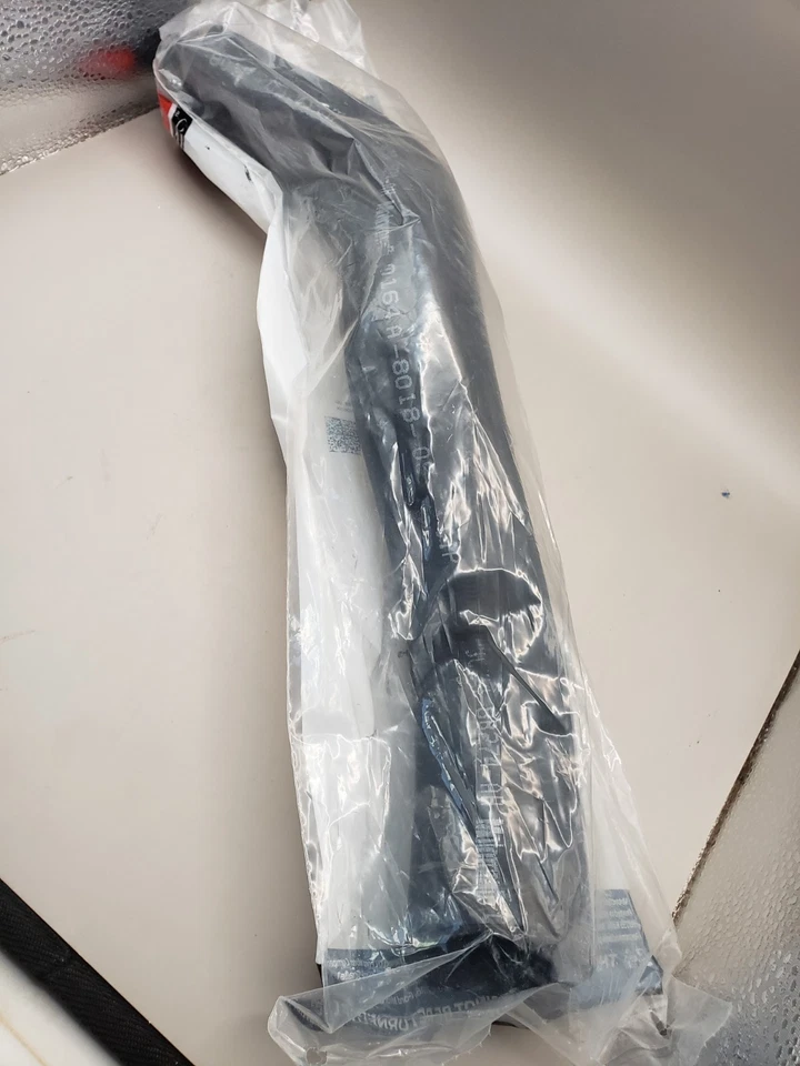 Motorcraft KM4783 Upper Radiator Hose - Image 3 of 3