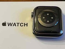 Apple Watch (Series 6, 40mm) Usato - Argento Stainless Steel GPS + Cellular