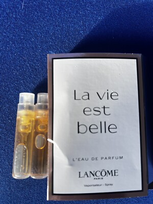 Lancome La Vie Est Belle L eau de Parfum Sample 1.5 ml/0.05 oz Only Vials 2pk