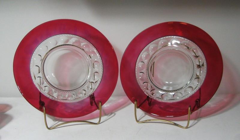 2 = PRISTINE - 10IN - DINNER PLATES - MADE BY KINGS CROWN
