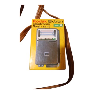 Vintage Kodak Trimlite Instamatic 38 Camera / Flash / Case | eBay