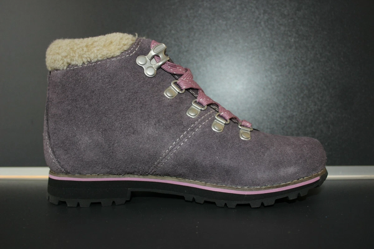 Girls chukka deals boots