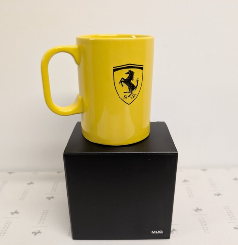 ESSENTIAL MUG 3D SHIELD YELLOW 270091150 - Picture 3 of 4