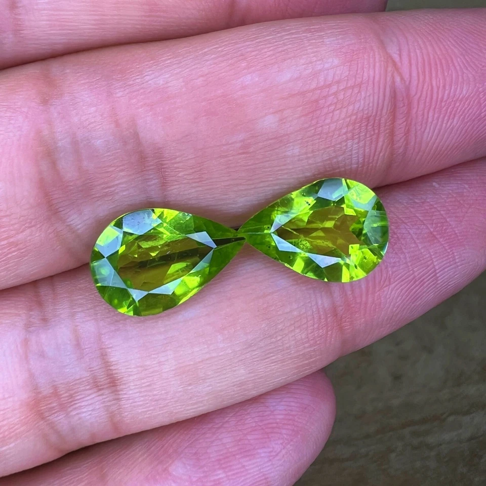 Piedra preciosa emparejada de peridoto natural 13x9 mm, peso - 4,11 y 3,50 quilates limpieza de ojos Foto 3 de 4