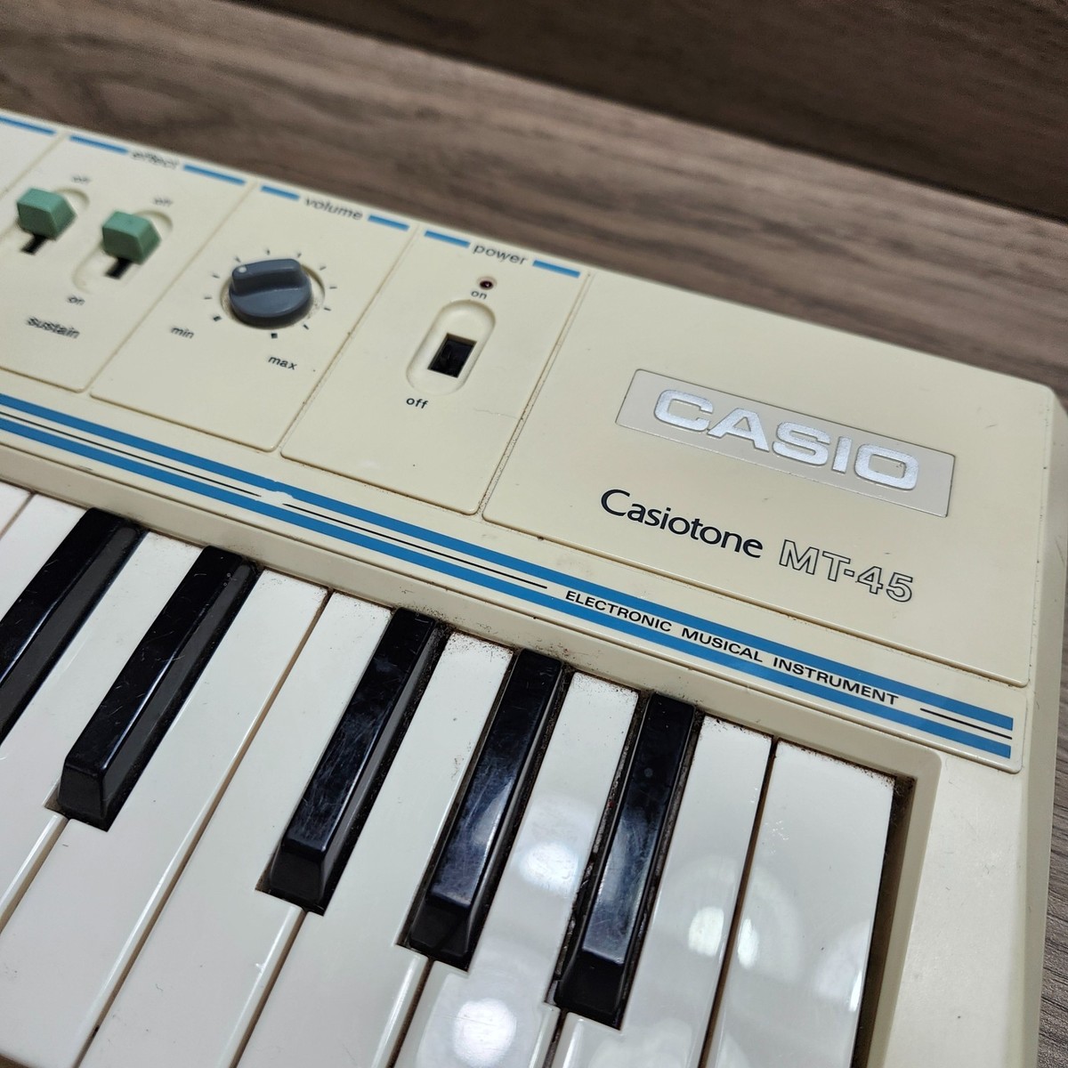 Vintage Casio Casiotone MT-45 Electronic Keyboard Piano - Tested