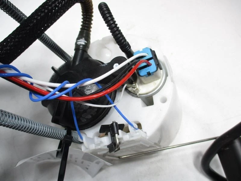 2021 GMC TERRAIN FUEL PUMP IN TANK 1.5L AT FWD 34110 - Image 4 of 4