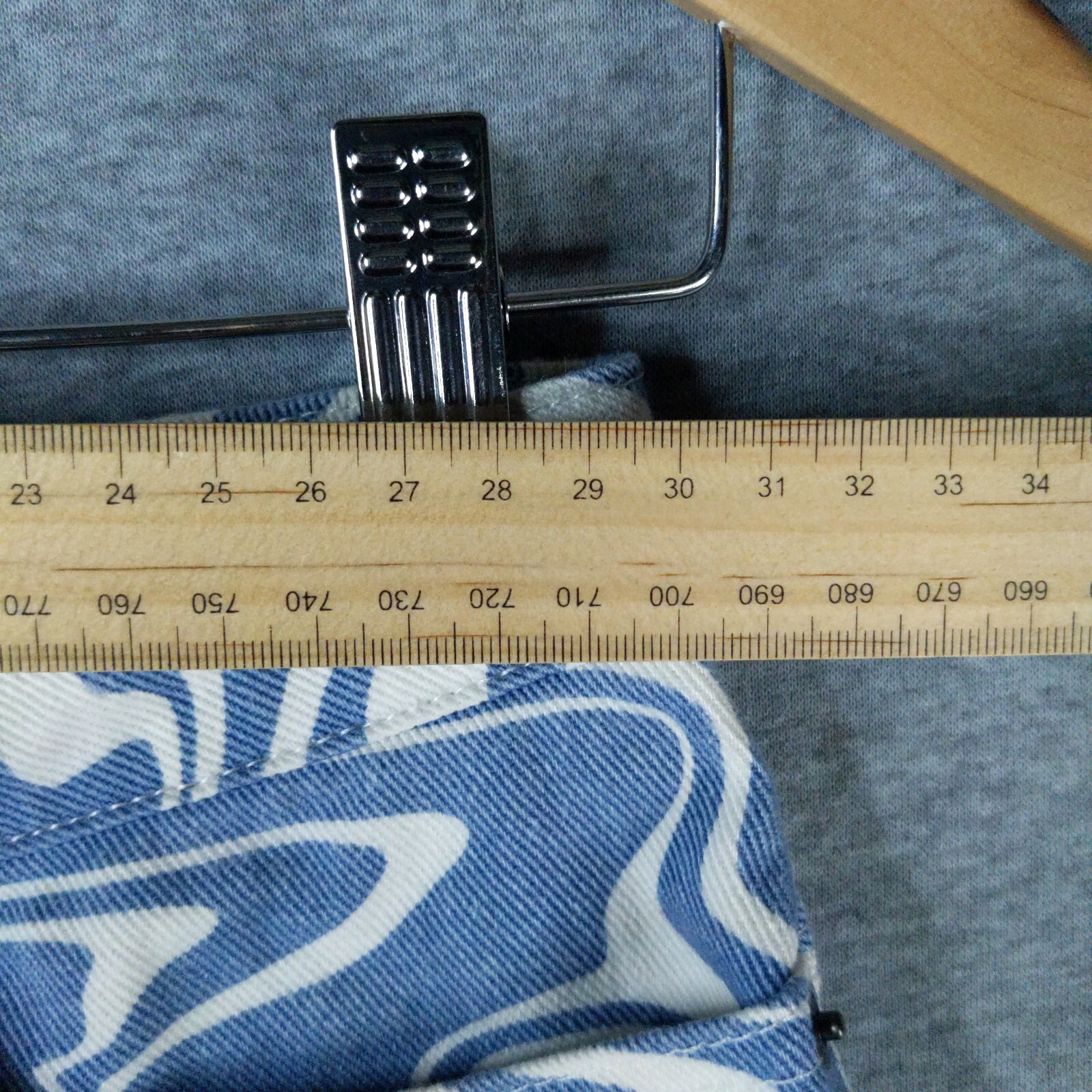 Picture 3 of 12