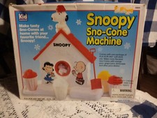 Vintage 1992 Snoopy Sno-Cone Machine Hasbro never used