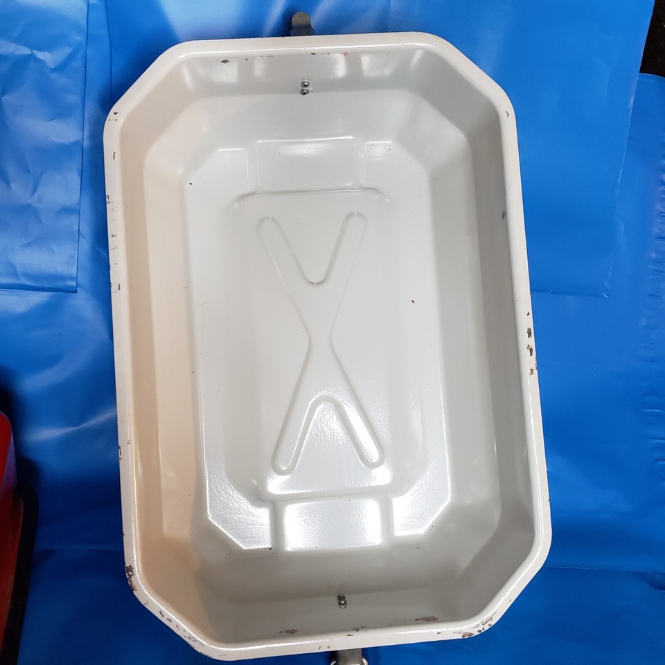 Blitz Fuel & Tool Mate USMC 1 1/2 Gallons 5.7 Liters Gas Can Tool Box