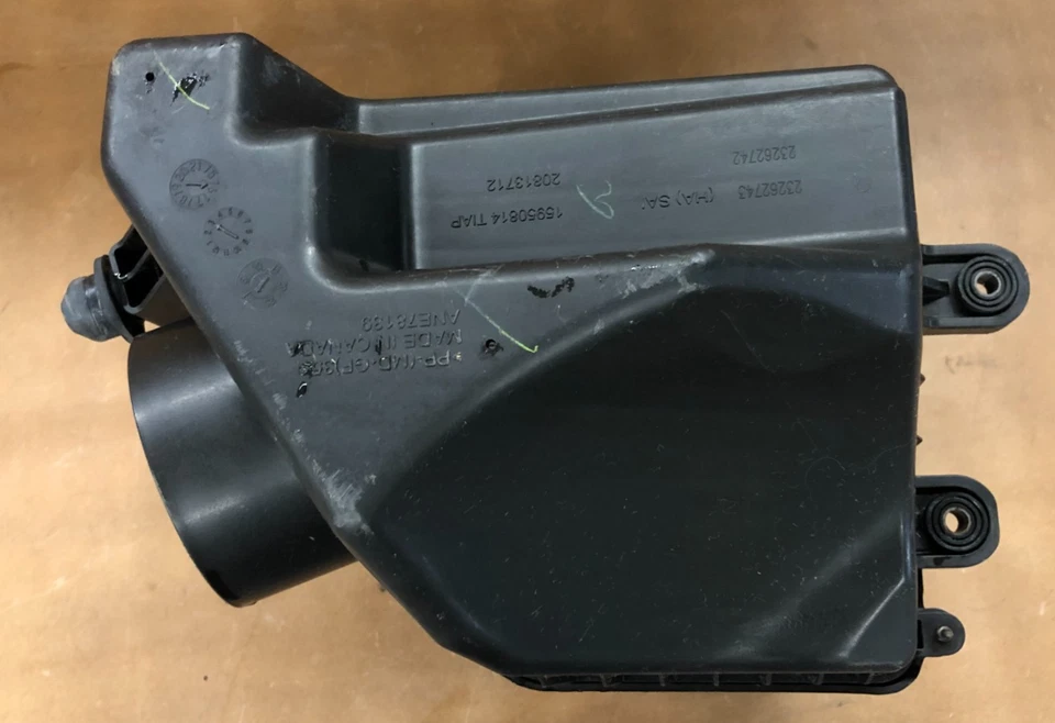 Chevy Equinox 2016 limpiador de caja de aire 2,4 L 2012-2016 GMC Acadia Foto 4 de 4