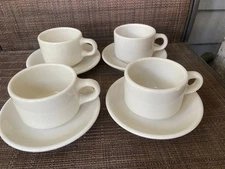 4 Vintage Homer Laughlin HLC Restaurant or Diner Ware Cups and Saucers