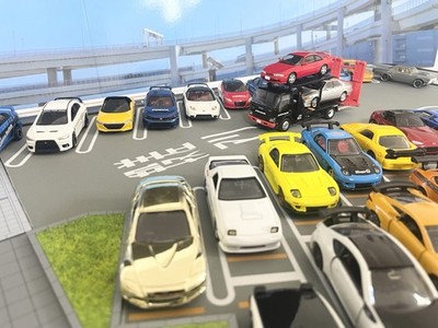 TOMYTEC Tomicarama Vintage 1/64 Daikoku Parking Area Mat A Nissan