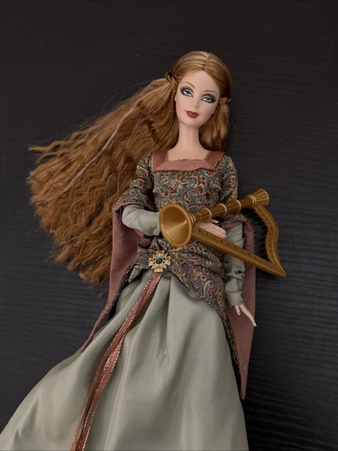 Barbie Leggende d'Irlanda Il Bardo Mattel Nuova Senza Scatola - Foto 2 di 5